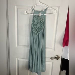 Cy dress size large. Never worn took tags off though.